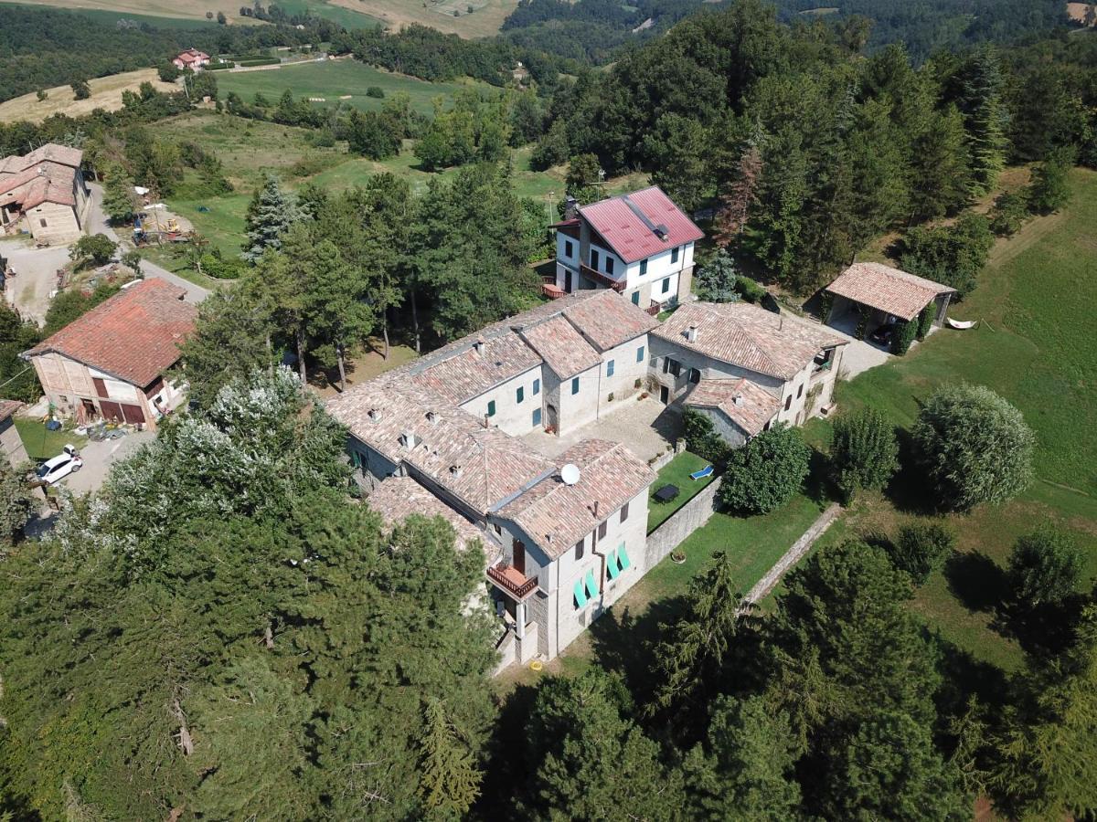 La Corte Bonomini Bed & Breakfast Neviano degli Arduini Bagian luar foto